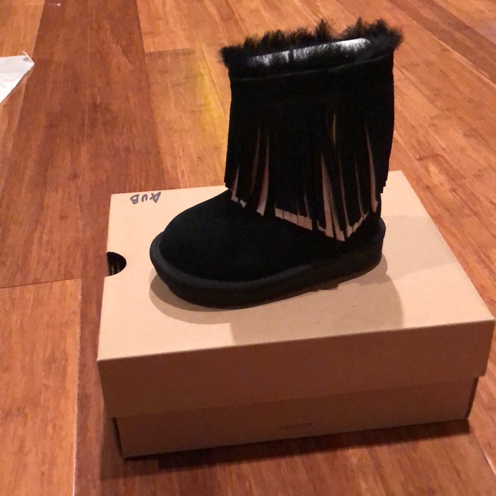 Baby Ugg